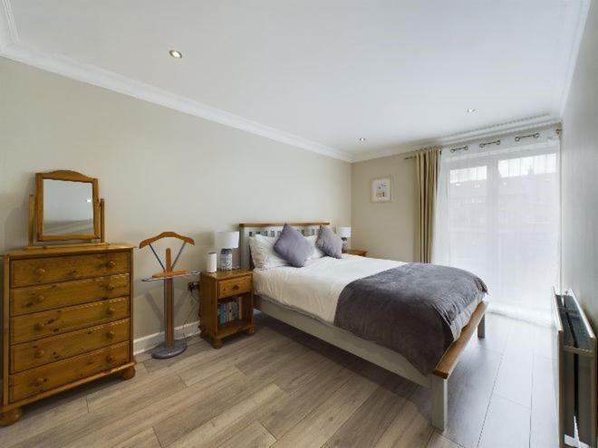 Cosy 3 Bedroom Apartment In Central Portrush With Sea Views Exteriör bild