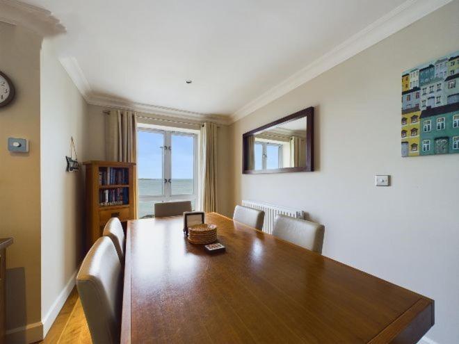 Cosy 3 Bedroom Apartment In Central Portrush With Sea Views Exteriör bild